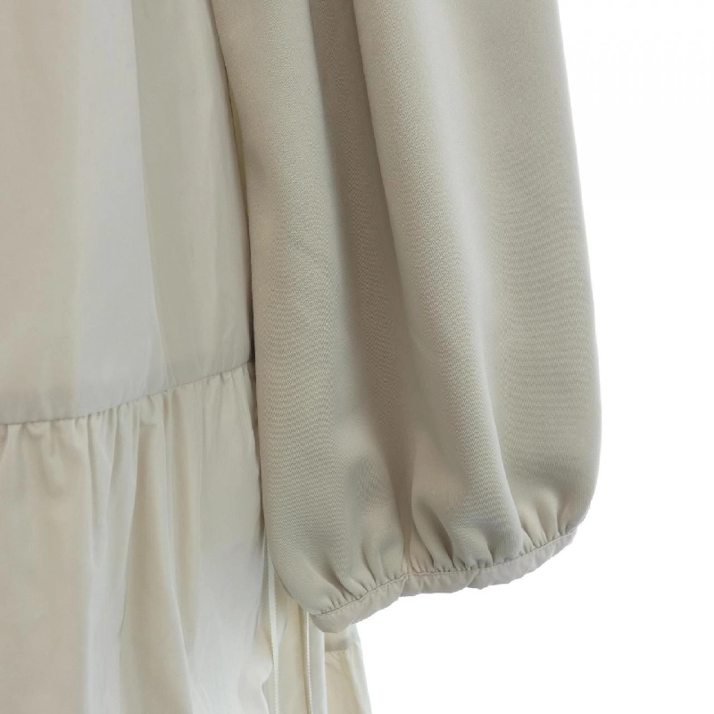 【Mã giảm giá】SUPER BEAUTY Váy liền 650393