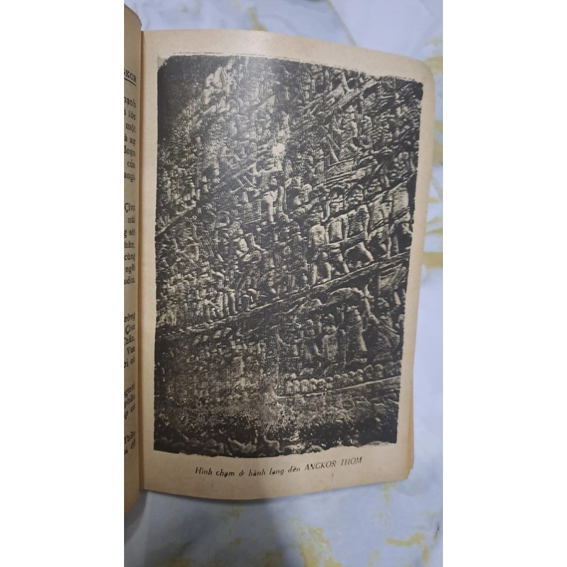 Angkor Đế Thiên Đế Thích - NXB Quình Lâm 1970 (lịch sử đền Angkor) 479381