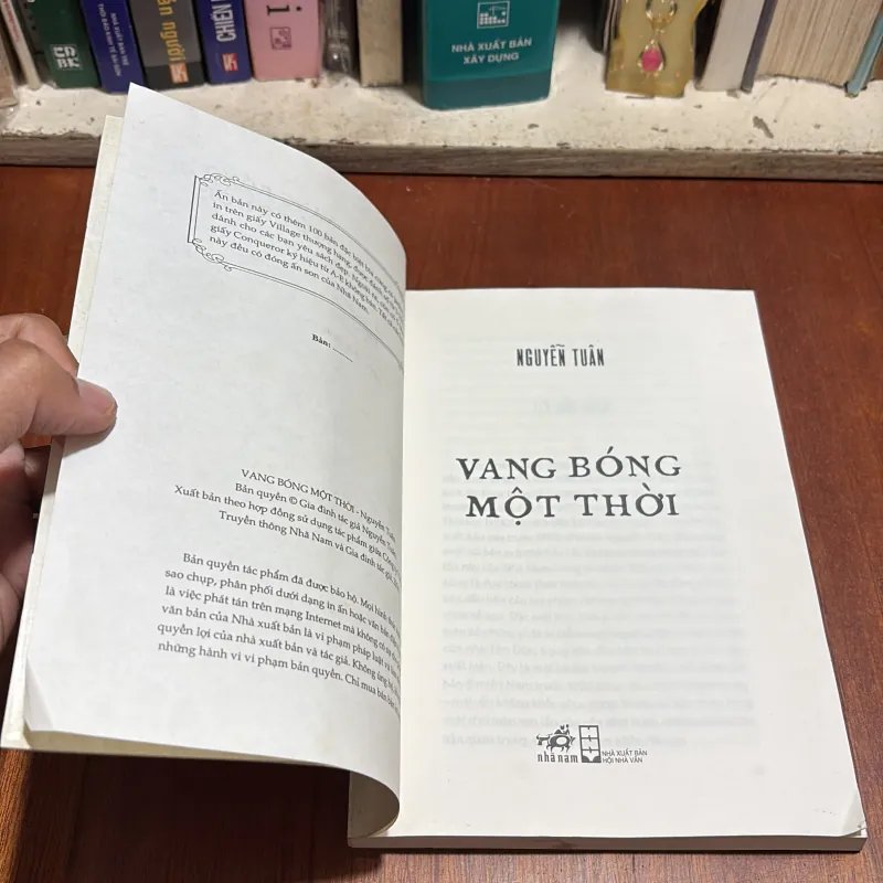 II Việt Nam Danh Tác: Vang Bóng Một Thời - Nguyễn Tuân - 2014 927177