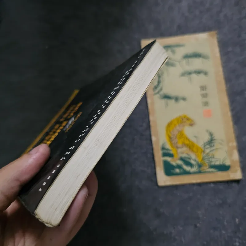 Tháng tám không vua 734699