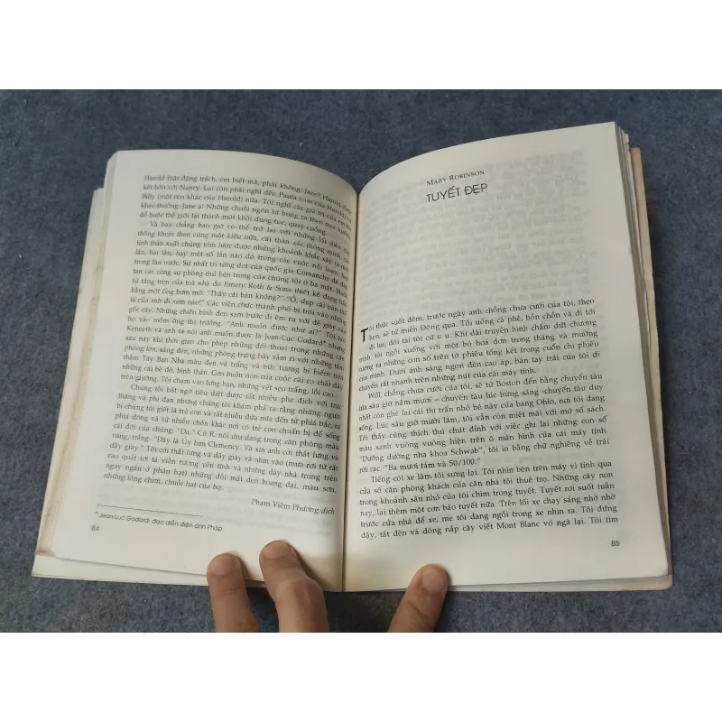 VĂN CHƯƠNG 2 TUYỂN TẬP THƠ - VĂN - NGHIÊN CỨU - PHÊ BÌNH TRUYỆN NGẮN MỸ HIỆN ĐẠI 719962