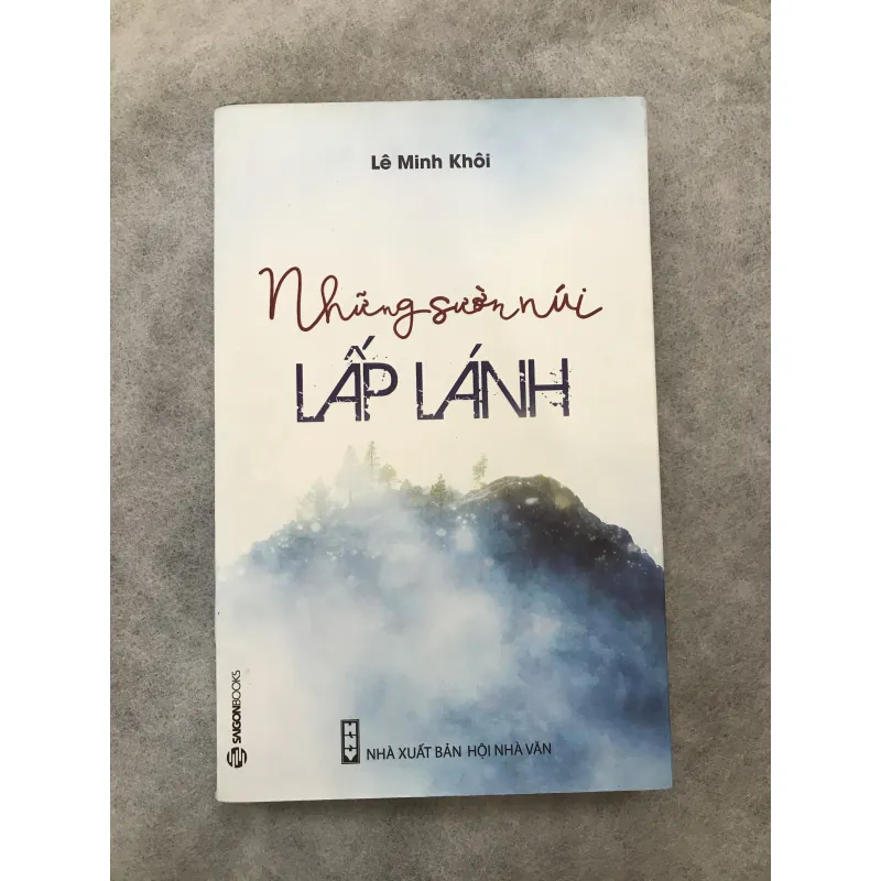 Những Sườn Núi Lấp Lánh 752877