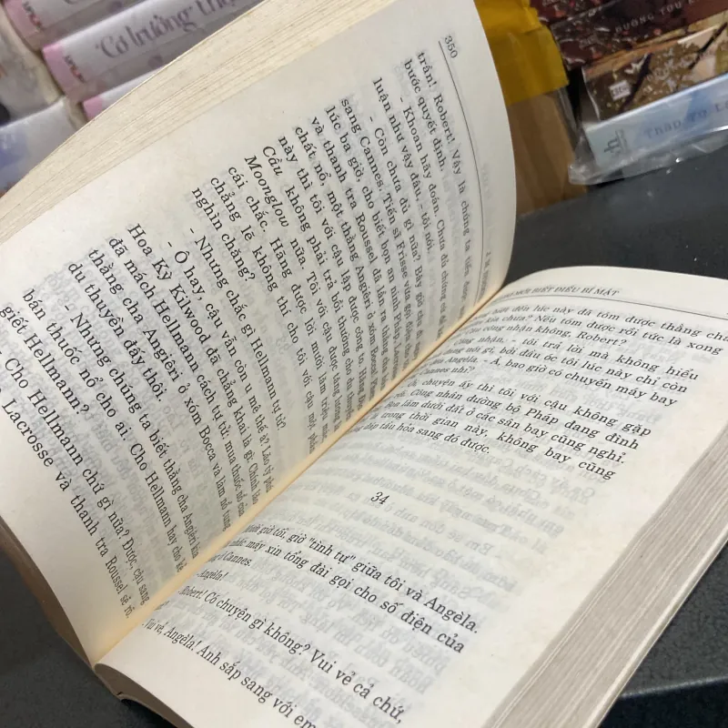 (Văn học) - Chỉ gió mới biết điều bí mật - Johannes Mario Simmel 976112