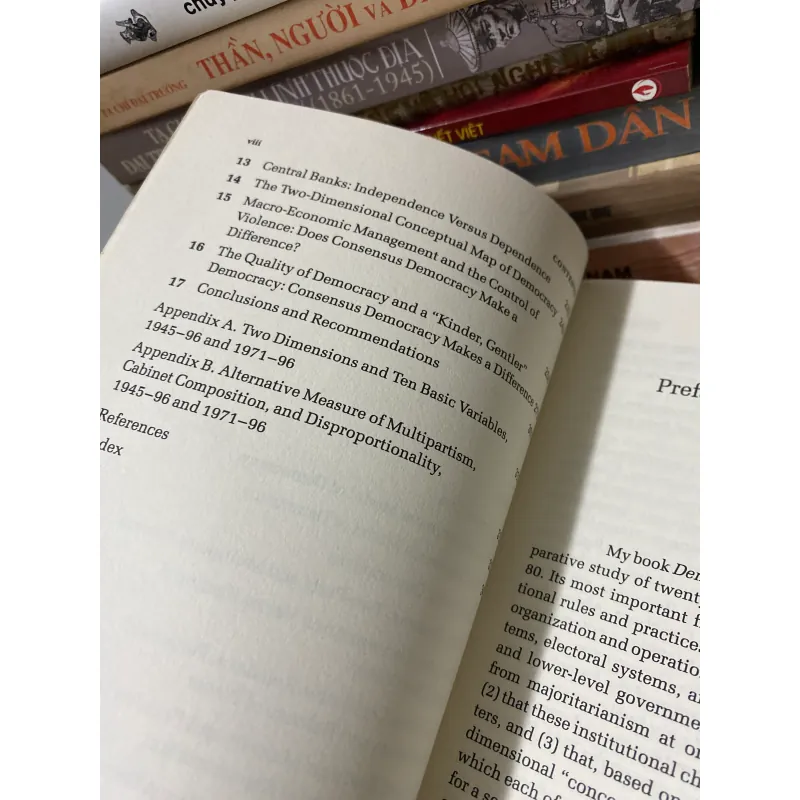 Sách cũ: Patterns of Democracy - Arend Lijphart 957829