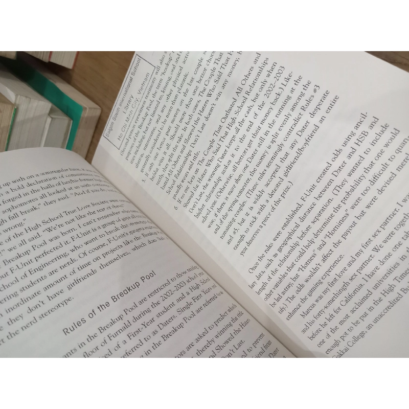 Charmed thirds - Megan McCafferty 703726