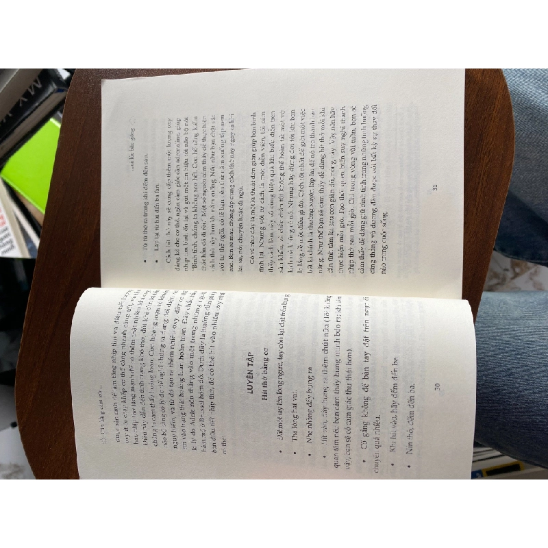 Cân bằng cảm xúc cả lúc bão giông - Richard Nicholls 537707