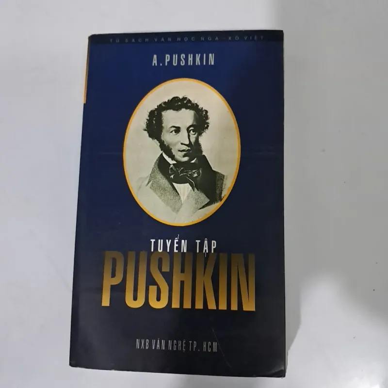 Tuyển tập Pushkin 1010210
