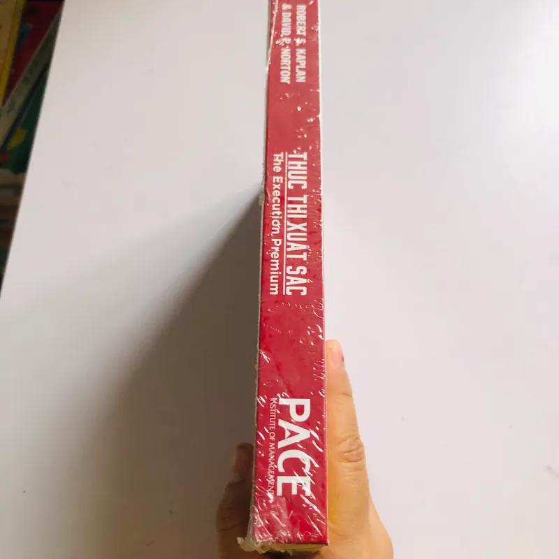 THỰC THI XUẤT SẮC (Robert S. Kaplan & David P. Norton) bìa cứng, nguyên siêu, mới 100% 564031