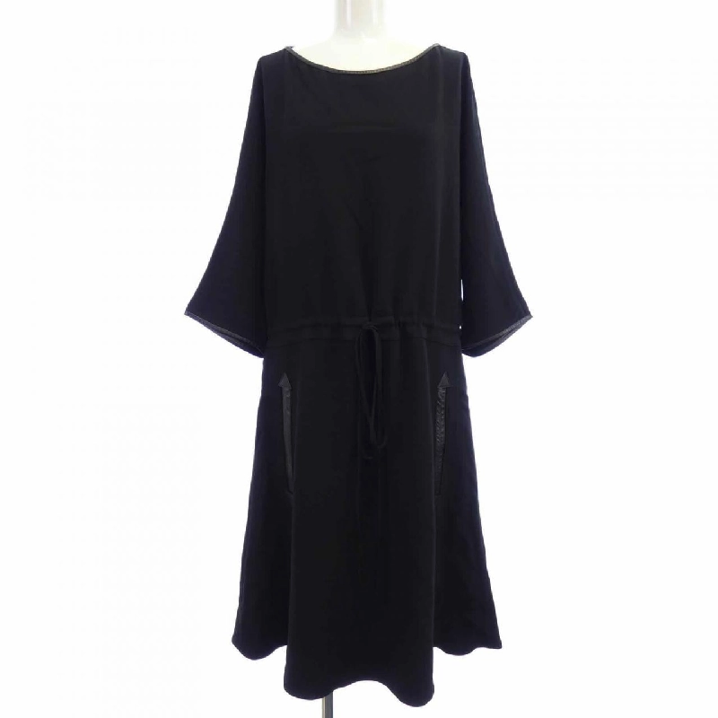 Gucci GUCCI Đầm - Hàng hiệu Chính hãng 818673