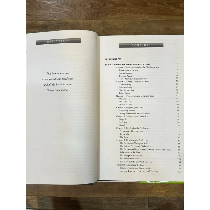 This Business of Concert Promotion and Touring - Clifford A. Bloom 730841