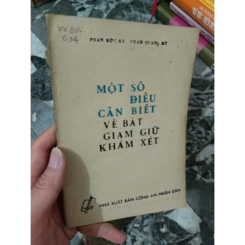 Một số điều cần biết về bắt, giam giữ và khám xét 474645