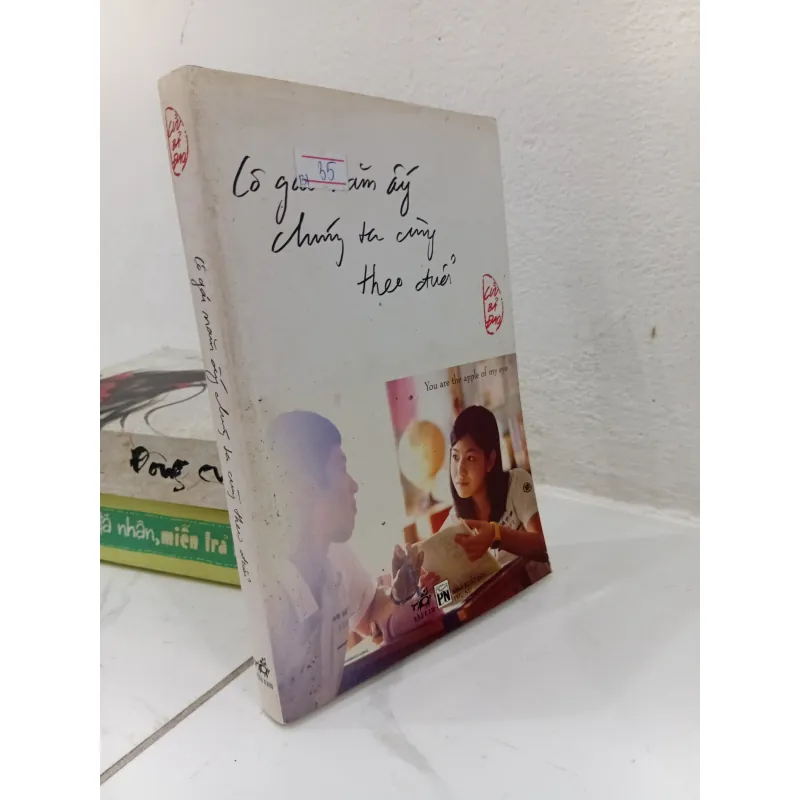 Sách Cô gái năm ấy chúng ta cùng theo đuổi 971050