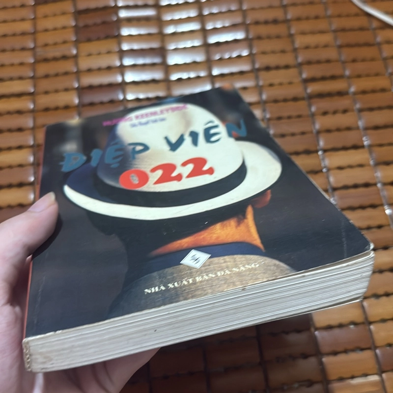 Điệp viên 022 - Hương Keenleyaide 523395