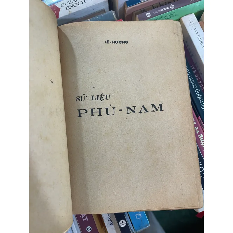 SỬ LIỆU PHÙ NAM - LÊ HƯƠNG  992943