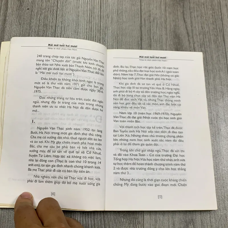 Mãi mãi tuổi hai mươi. 2b4 718454