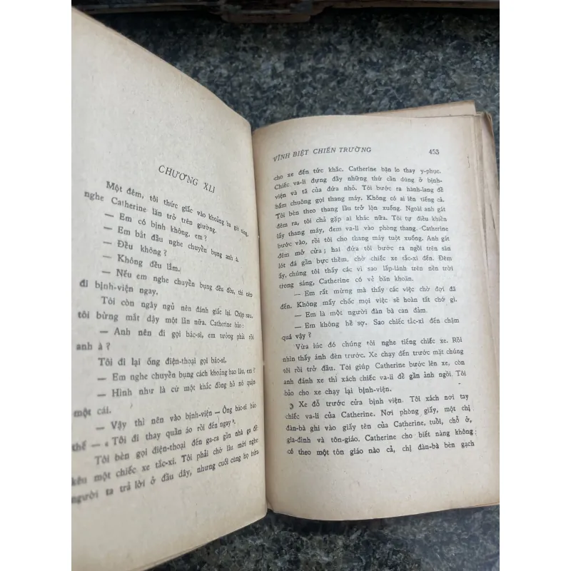 Vĩnh biệt chiến trường Ernest Hemingway Bản dịch Nguyễn Hương Sắc 787251