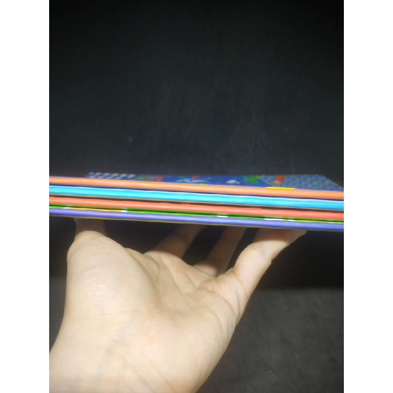 Bộ 4 cuốn Cuốn sách khổng lồ về trò chơi tư duy mới 100% HCM0903 340359