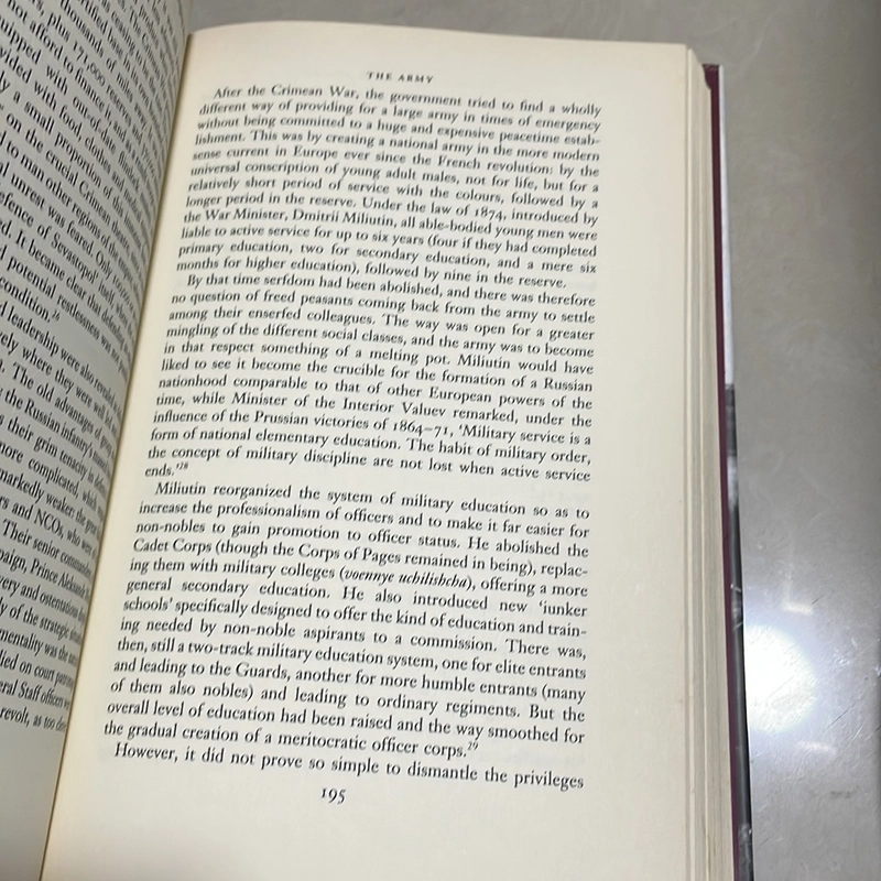 Russia People & Empire - Geoffrey Hosking 509343
