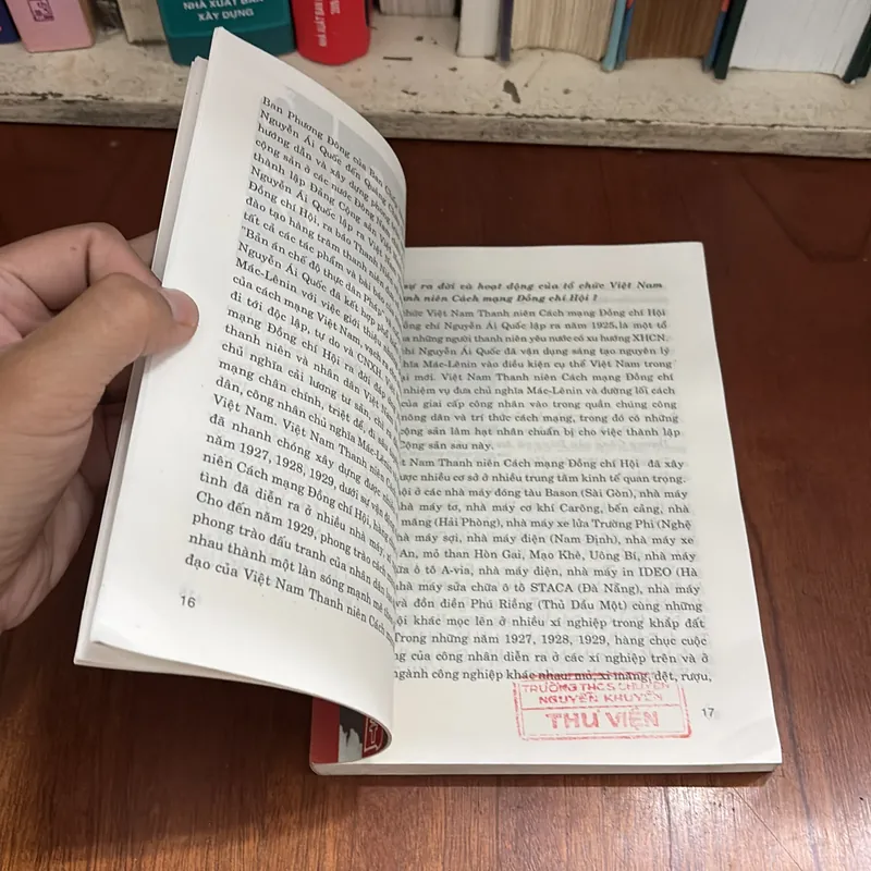II Hỏi Đáp Về Lịch Sử: Đảng Cộng Sản Việt Nam - Đinh Văn Liên, Phạm Ngọc Bích - 2000 602611