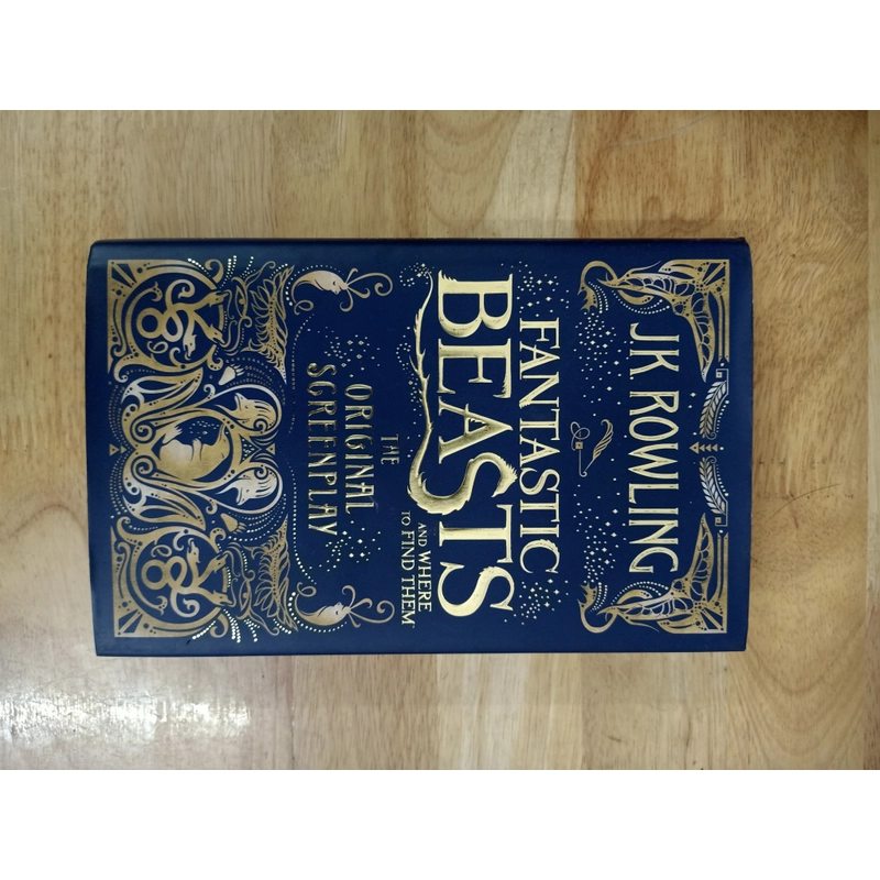 Sách ngoại văn - FANTASTIC BEAST AND WHERE TO FIND THEM 1- J.K.ROWLING 315709