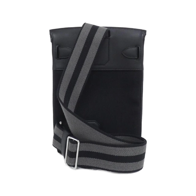 Túi xách vai Hermès Akkad PM 085316CK - Hàng hiệu chính hãng 801804