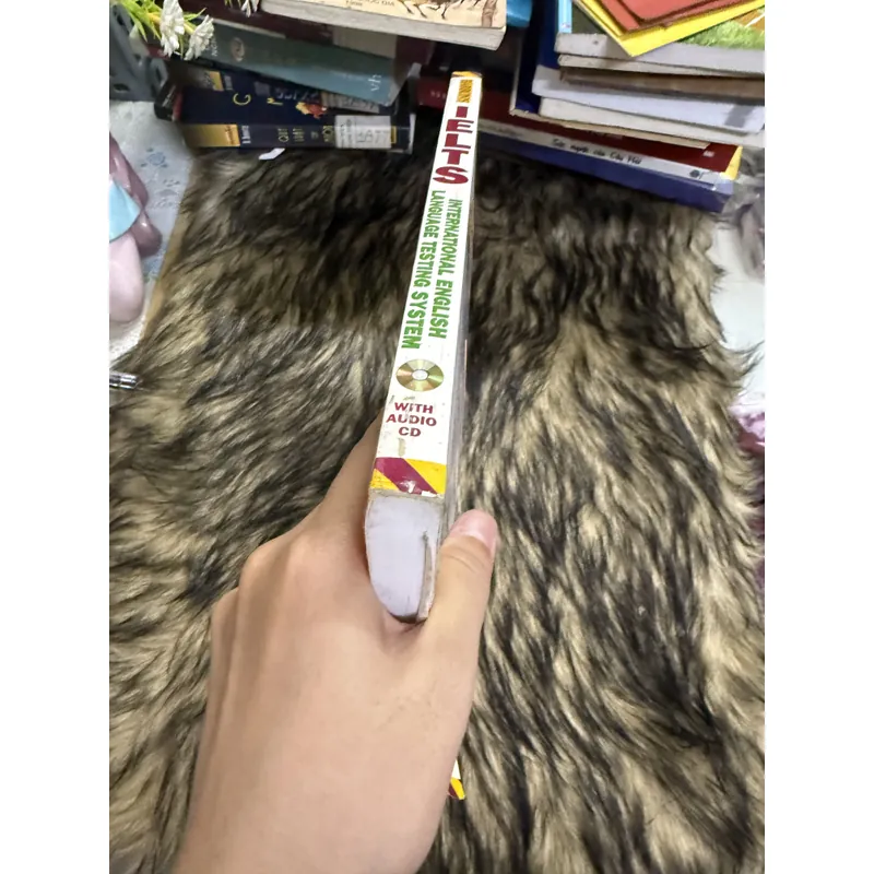 IELTS INTERNATIONAL ENGLISH  599816