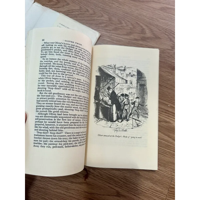 Oliver Twist (Everyman's Library) - Charles Dickens 782755