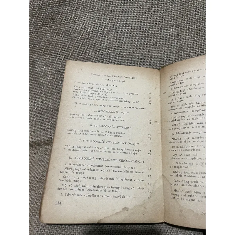 Ngữ pháp tiếng Pháp tập hai, 260 trang  748135