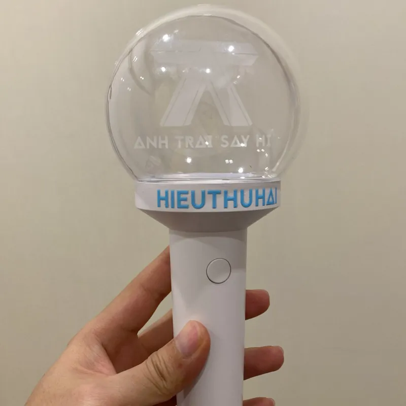 LIGHTSTICK ANH TRAI SAY HI DAY9 - HIEUTHUHAI - CÒN MỚI, CHÍNH HÃNG 1046043