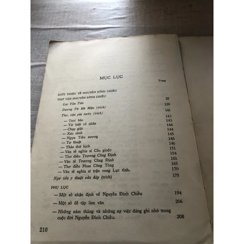 Thơ văn Nguyễn Đình Chiểu 784643