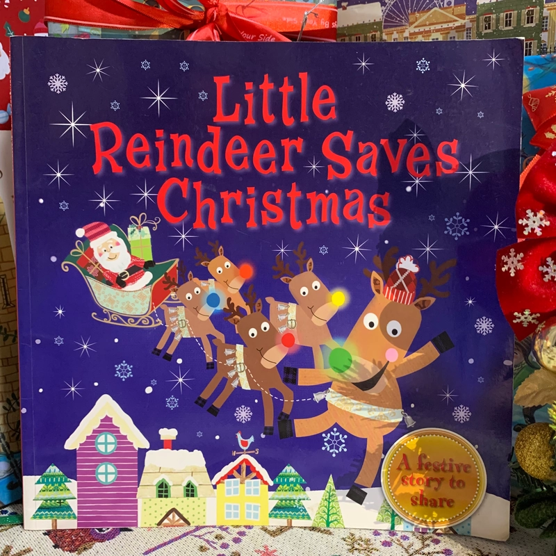 Sách tranh Little Reindeer Saves Christmas, Used, Picture Book For Kids, quà tặng Mori 357157