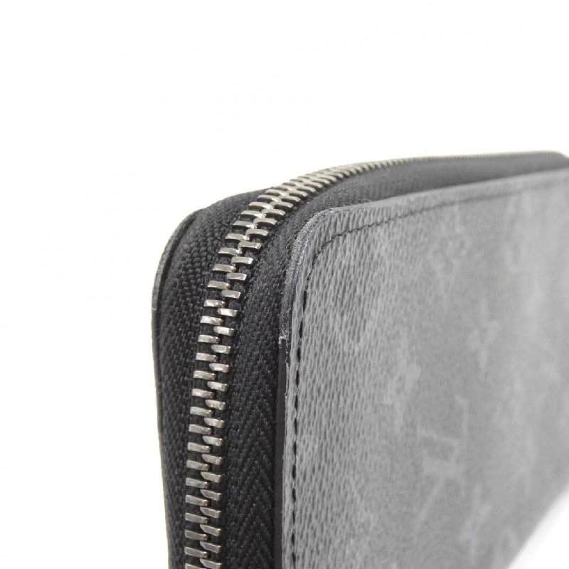 Ví Louis Vuitton Monogram Eclipse Zippy Wallet Vertikal M62295 621763