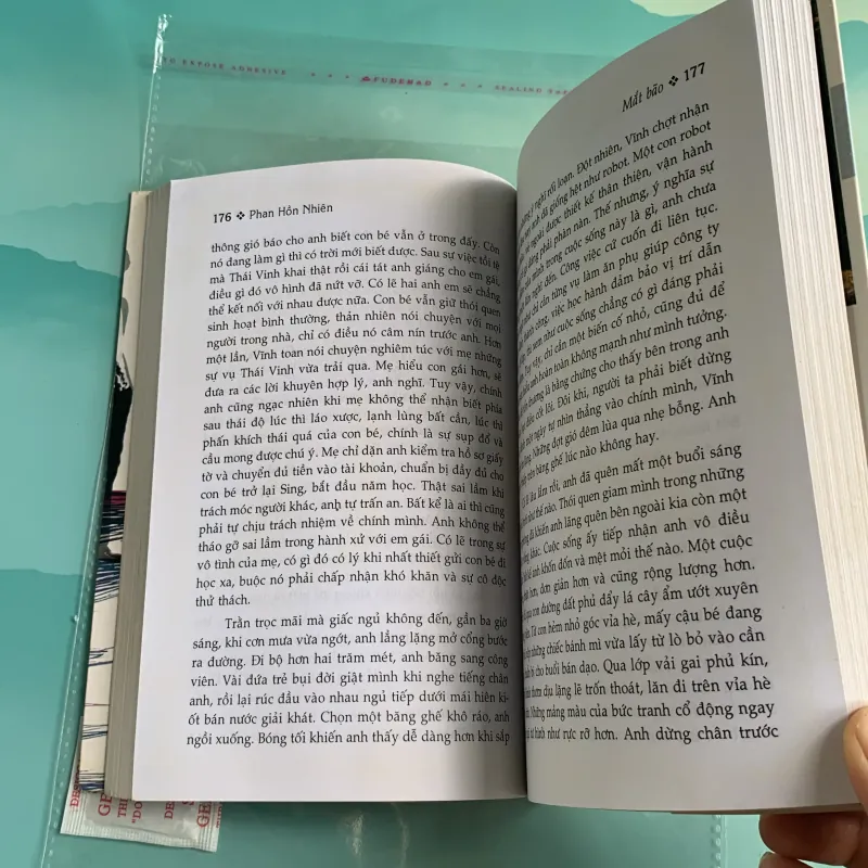 Mắt Bão - Phan Hồn Nhiên 970665