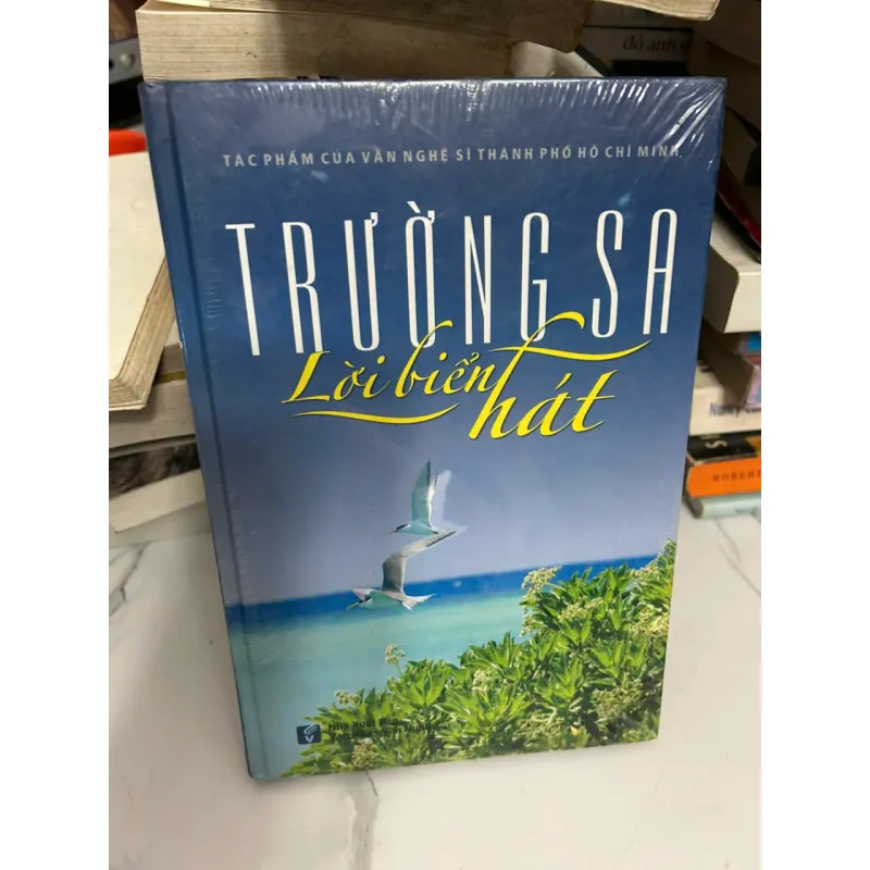 Trường Sa: Lời Biển Hát - Tác phẩm của văn nghệ sĩ Thành phố Hồ Chí Minh 696275