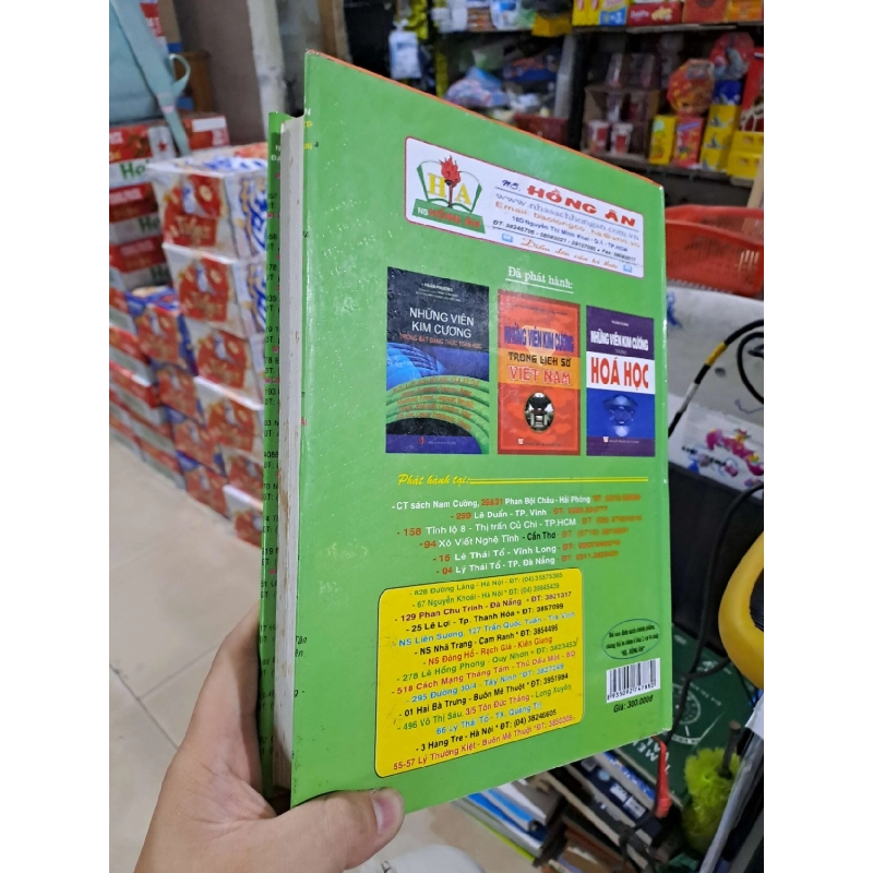 Những Viên Kim Cương Trong Sinh Học - Huỳnh Quốc Thành - mất trang thông tin xuất bản - GIÁO TRÌNH, CHUYÊN MÔN - HCM3012 923736