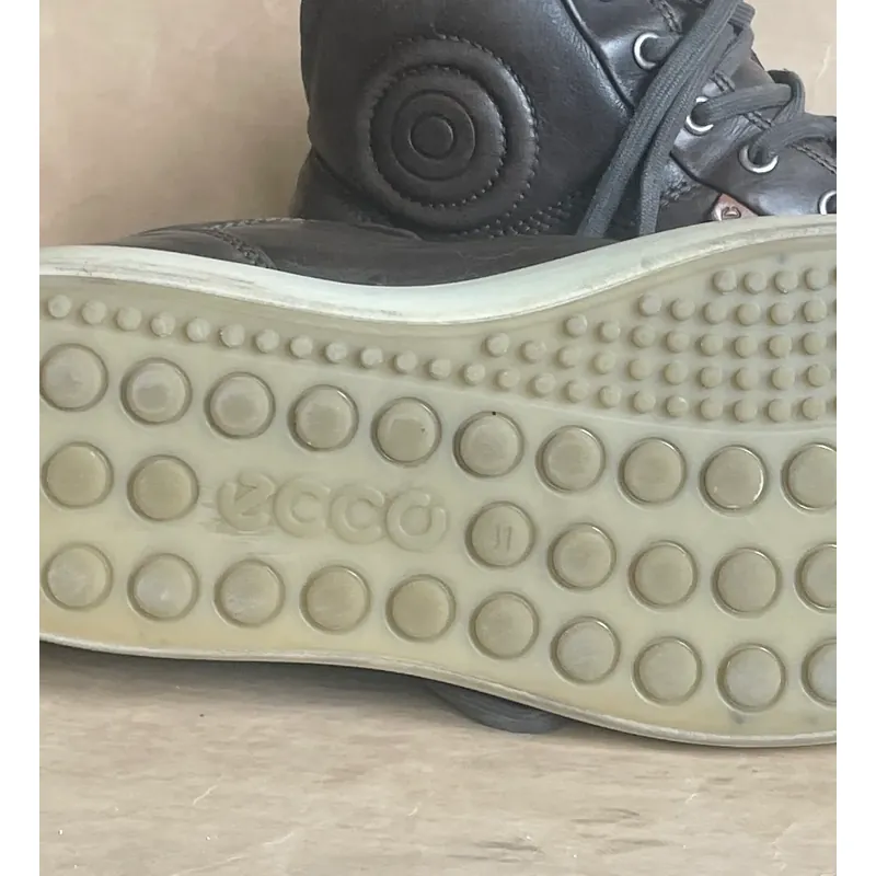 Giầy boots lửng hiệu ECCO size 41 da cực mềm 655573