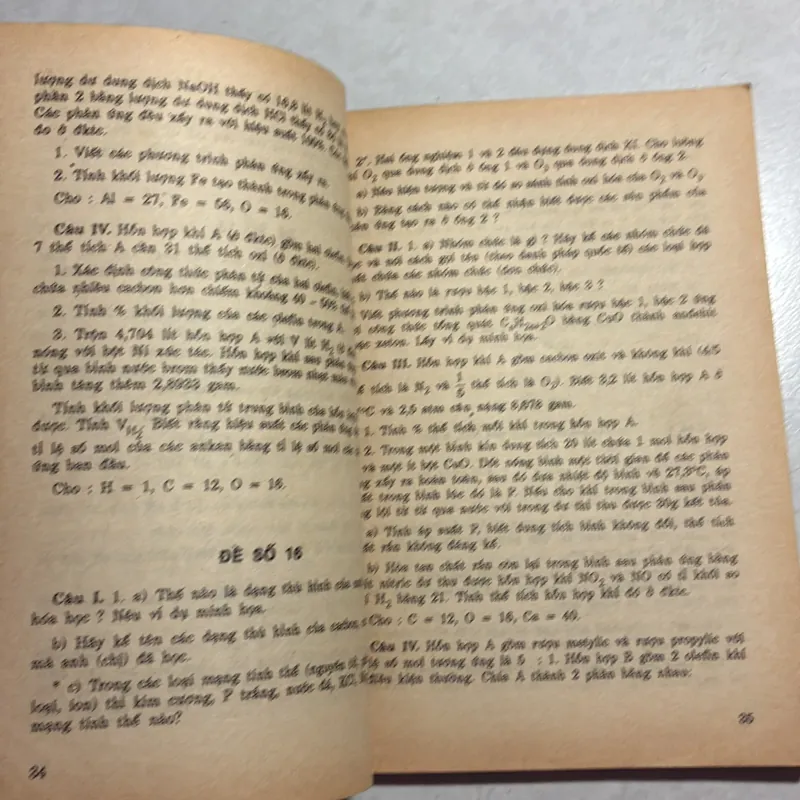 Đề thi tuyển sinh: Hoá học - 1993s 797573