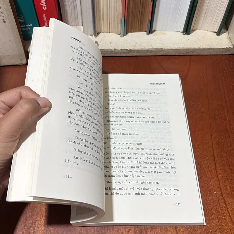 II Tủ Sách Khuê Văn _ Tự Lực Văn Đoàn: Nửa Chừng Xuân - Khái Hưng & Đoạn Tuyệt - Nhất Linh 721056