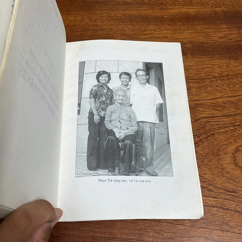 I Mẫn Và Tôi Sống Mãi - Phan Tứ - Hoàng Minh Nhân, Đinh Thị Phương Thảo (Biên soạn) - 2001 502064