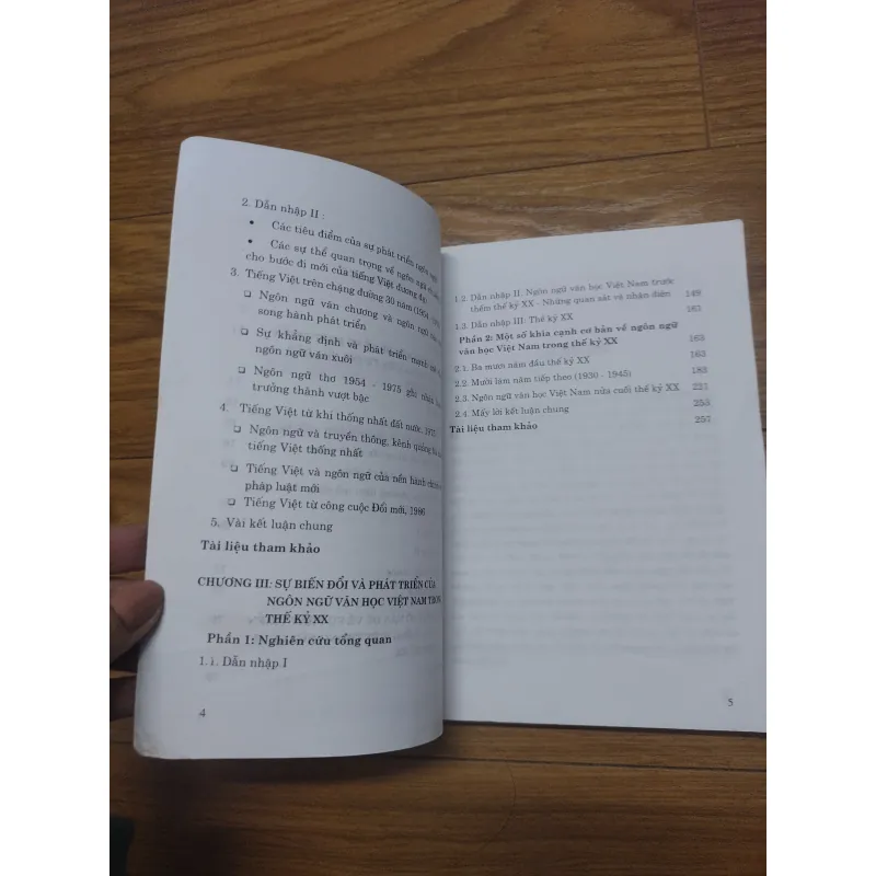 Sách: Các bài giảng về lịch sử Tiếng Việt (Thế kỷ XX) - TG: Đinh Văn Đức 728894