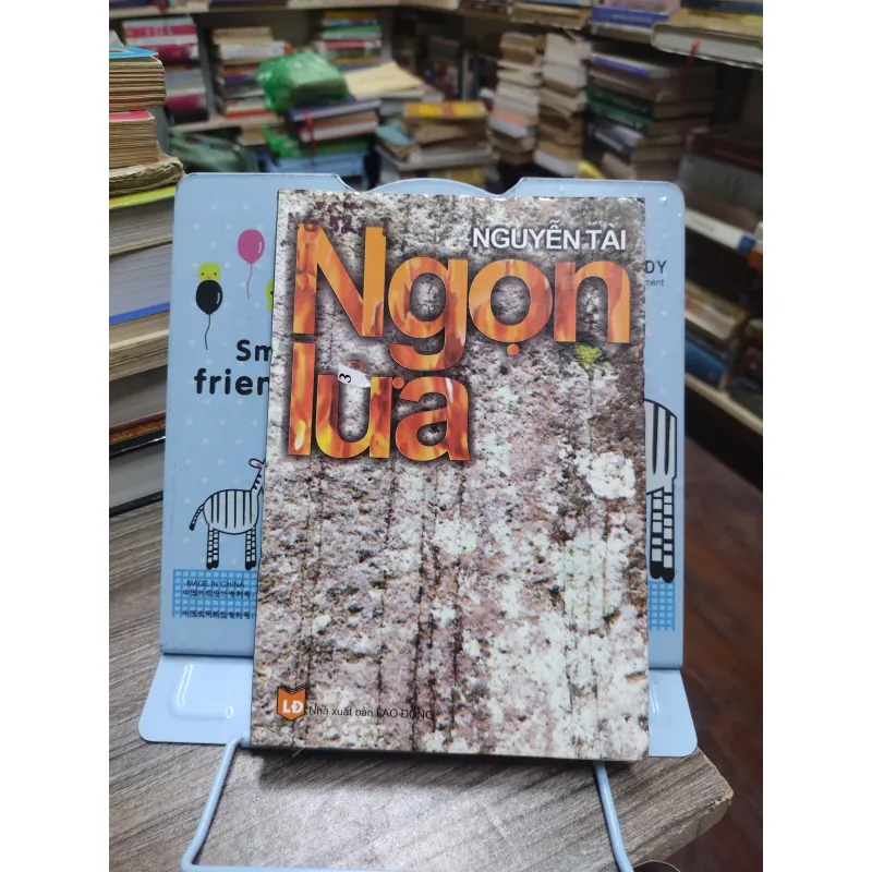 Sách: Ngọn lửa (Hồi Ký) - Nguyễn Tài (A2) 575830