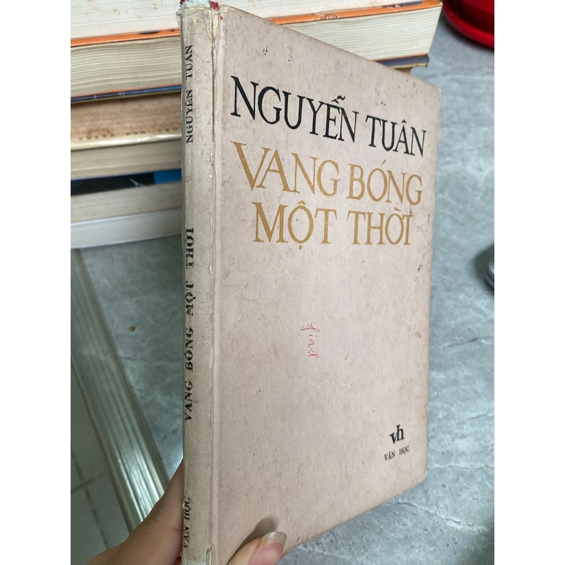 NGUYÊN TUÂN - VANG BÓNG MỘT THỜI 309005