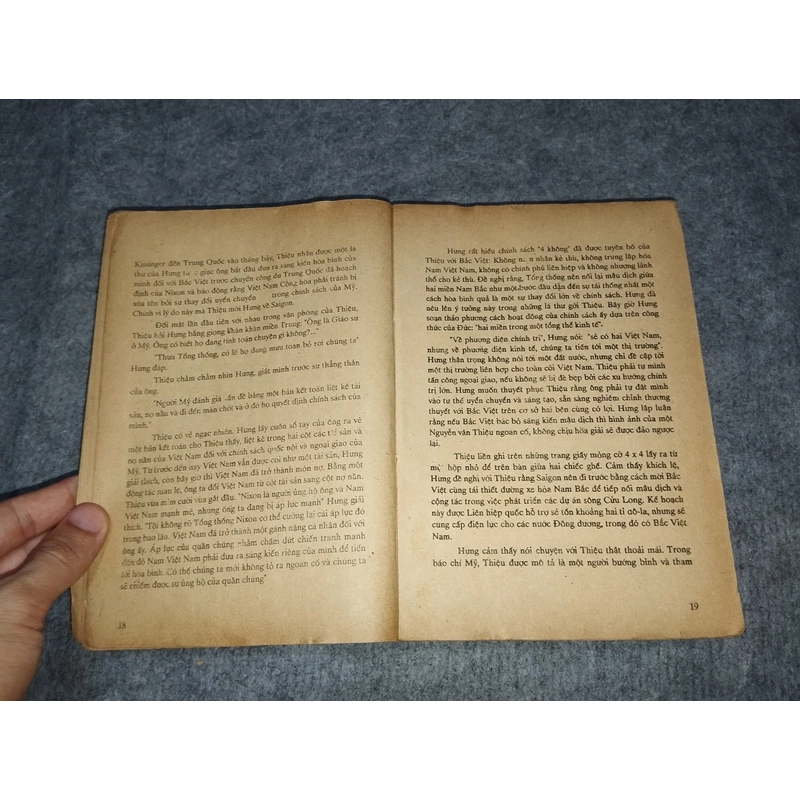 TỪ TÒA BẠCH ỐC ĐẾN DINH ĐỘC LẬP (TỐI MẬT) 517647