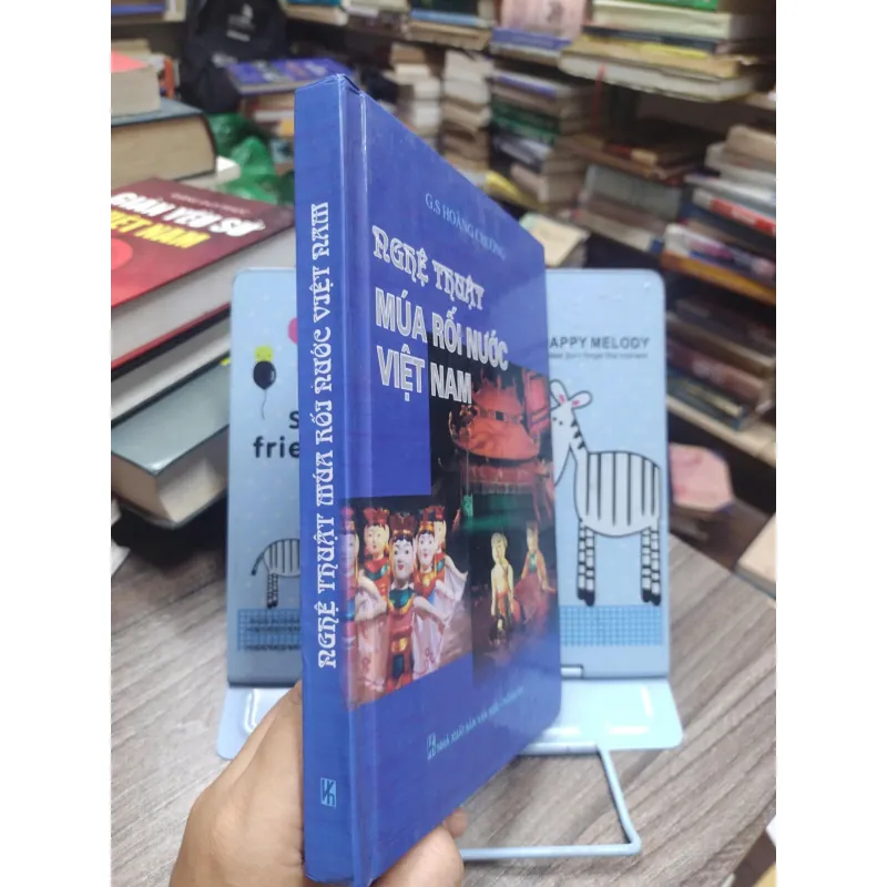 Sách: Nghệ thuật múa rối nước  Tác giả: GS. Hoàng Chương (A3) 596045