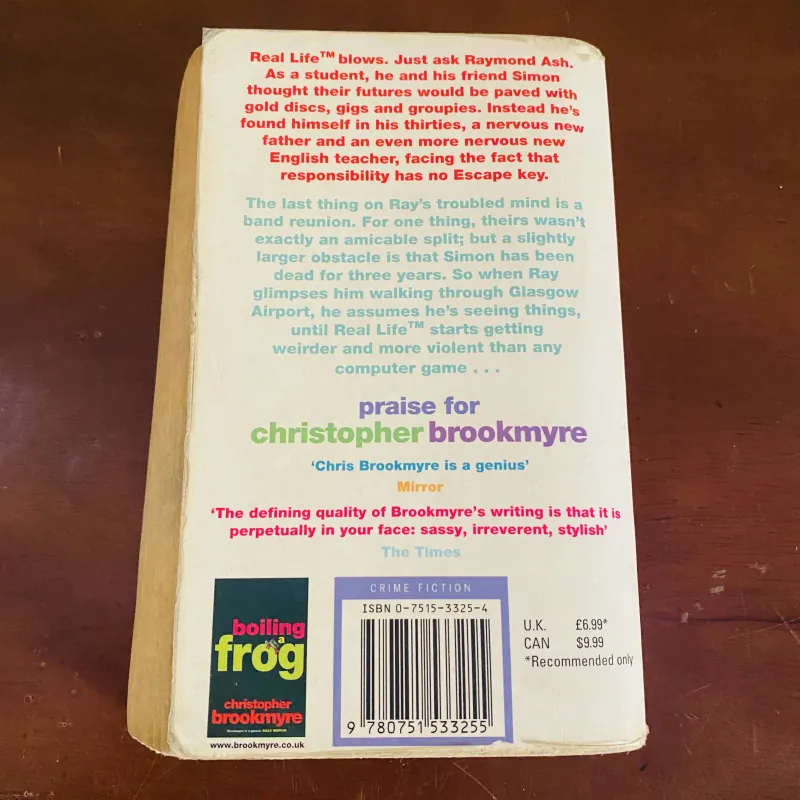 A big boy did it and ran away - Christopher Brookmyre 990096