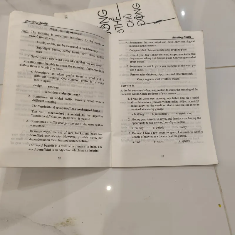 Reading Selections for FIRST-YEAR EFL STUDENTS 574257