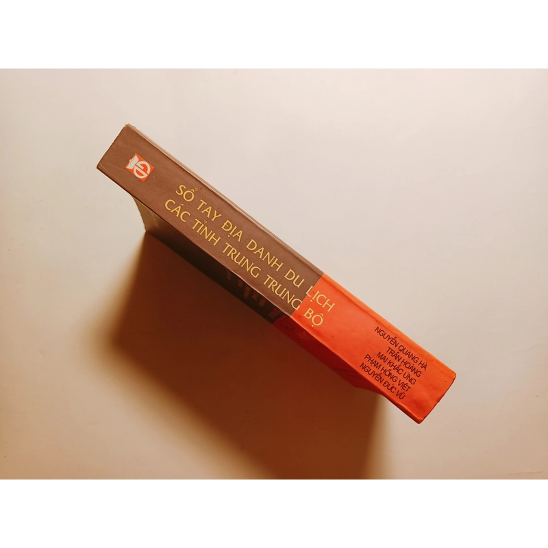 Sổ Tay Địa Danh Du Lịch Các Tỉnh Trung Trung Bộ
( Song ngữ Anh Việt)
 445982