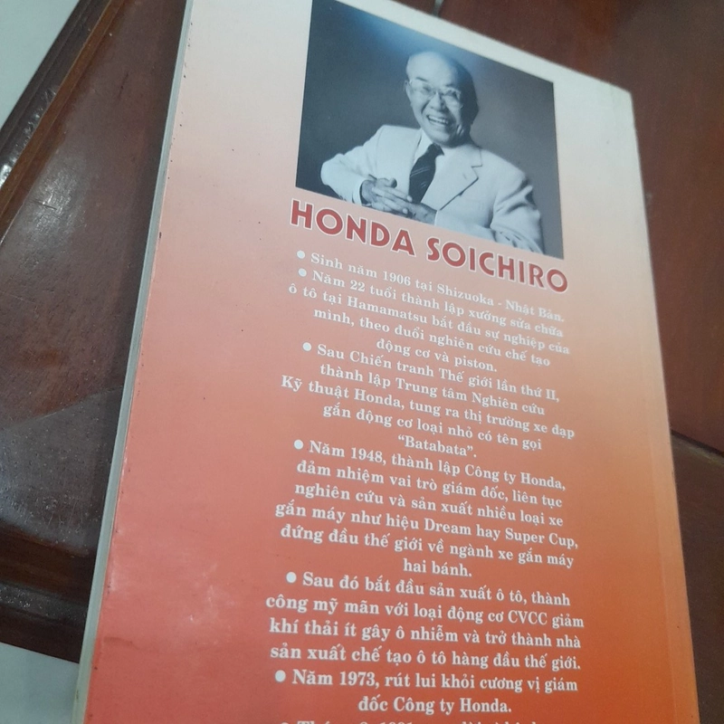 HONDA SOICHIRO - Biến giấc mơ thành Sức Mạnh Đi Tới 527458