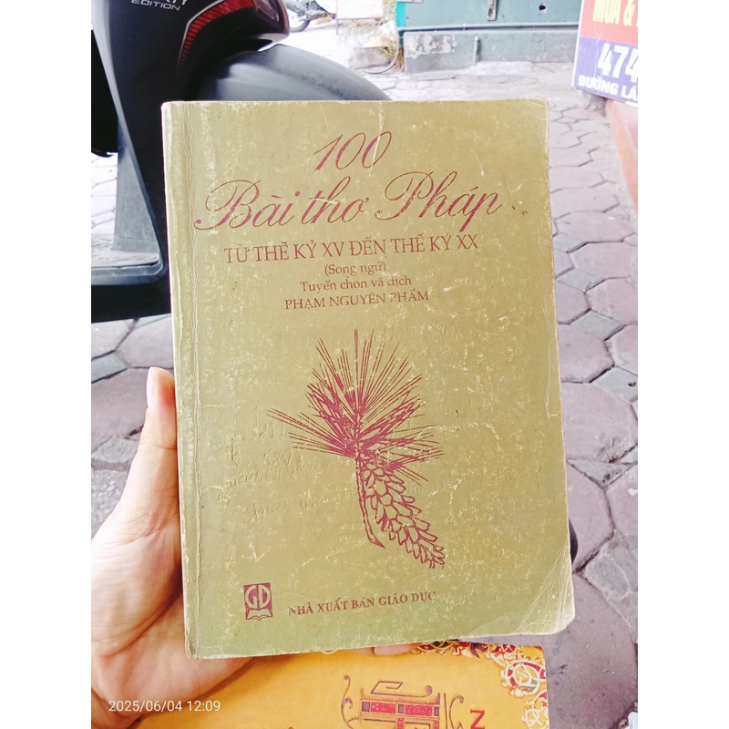 100 Bài Thơ Pháp Từ Thế Kỷ XV Đến Thế Kỷ XX 466233