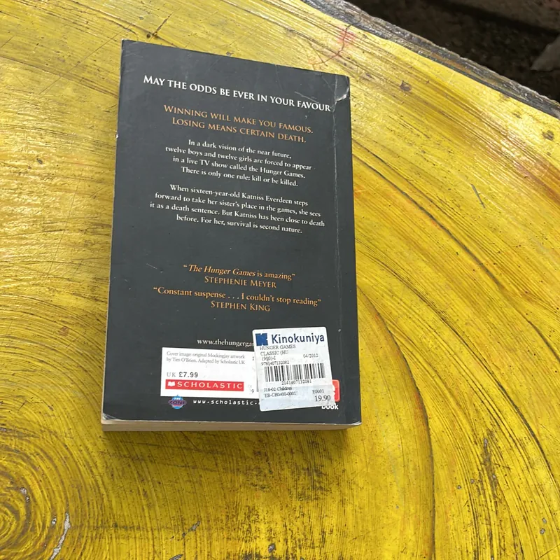 THE HUNGER GAMES- SUZANNE COLLINS 566899